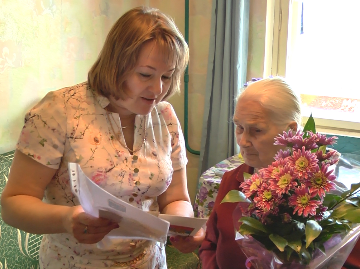Мария Васильевна Большакова отметила 90-летний юбилей